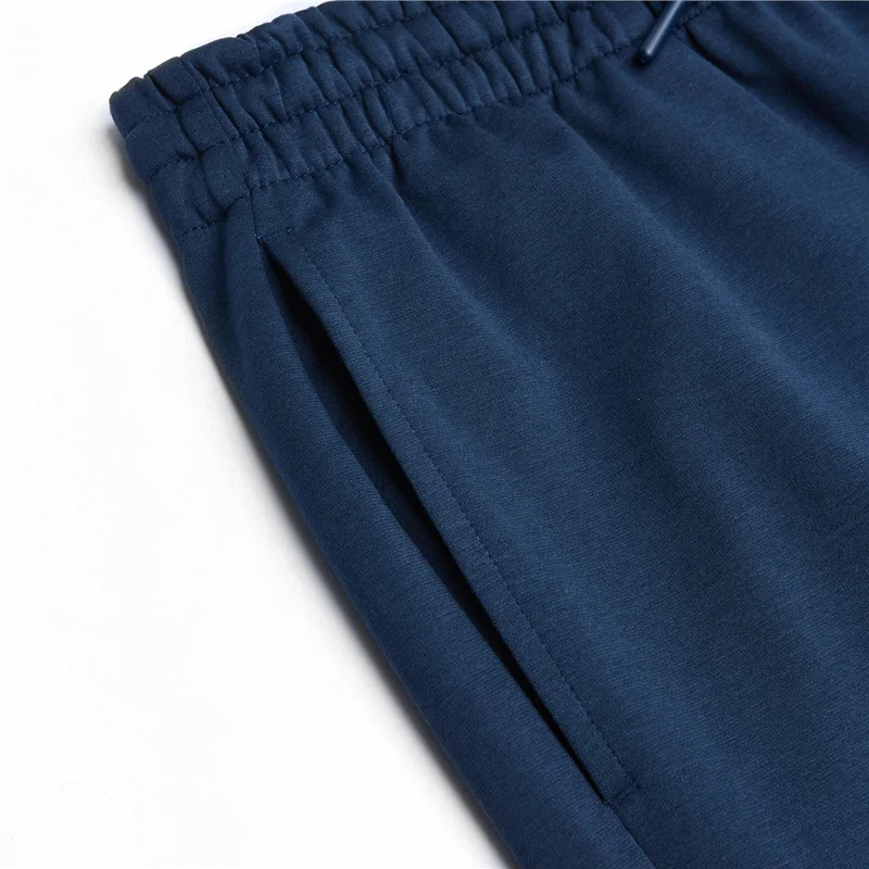 GIORDANO  Men's Regular Fit Mid-Rise Everyday Comfortable Shorts for Men | Best Price UAE